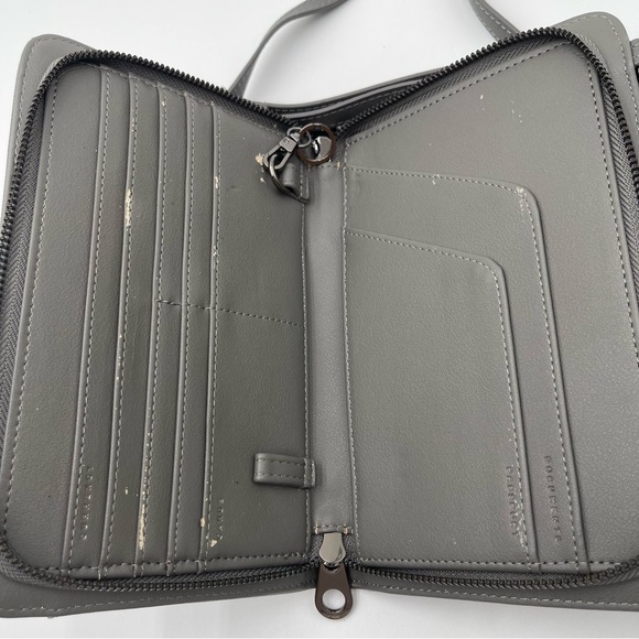 Calpak Faux Leather RFID Travel Wallet Gray Crossbody Shoulder Bag Fur Strap - Picture 8 of 14